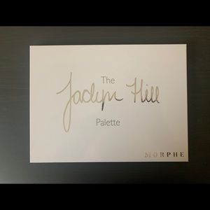 NIB Jacylin Hill palette